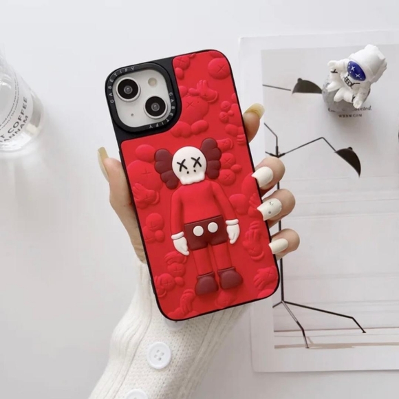 Phone cases for iphone KAWS 3D design - Picture 5 of 6